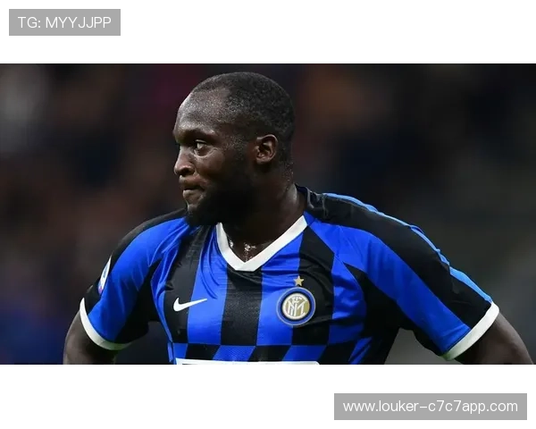 足球界的笑星卢卡库：那些年他带给我们的搞笑瞬间与欢乐时刻